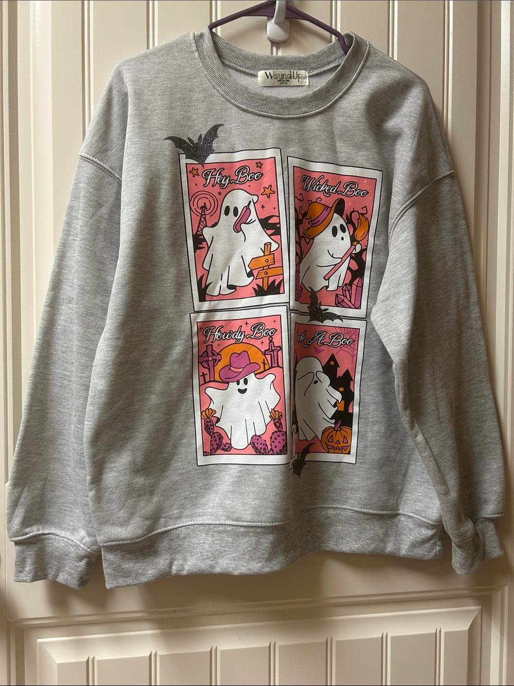 Wound up - Gray Halloween Ghost Graphic Sweatshirt